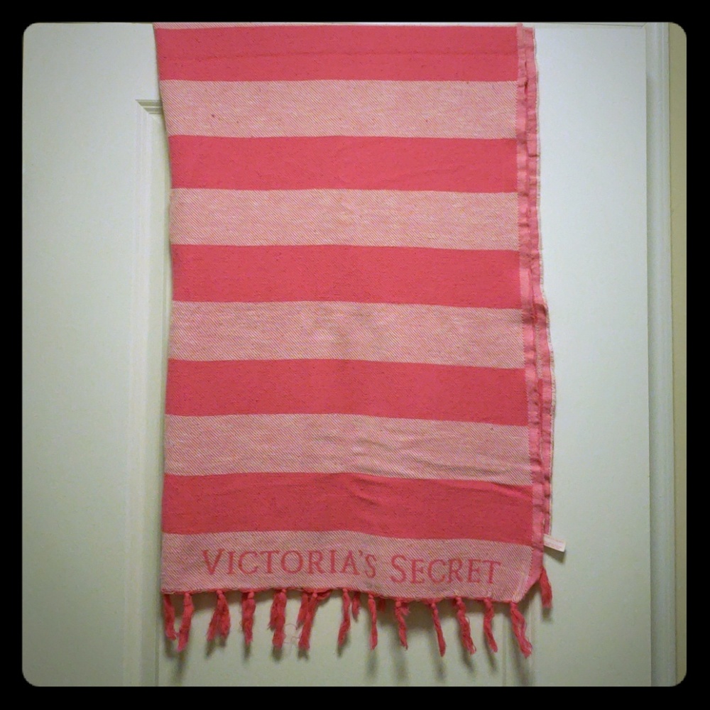 Victoria's secret beach rug